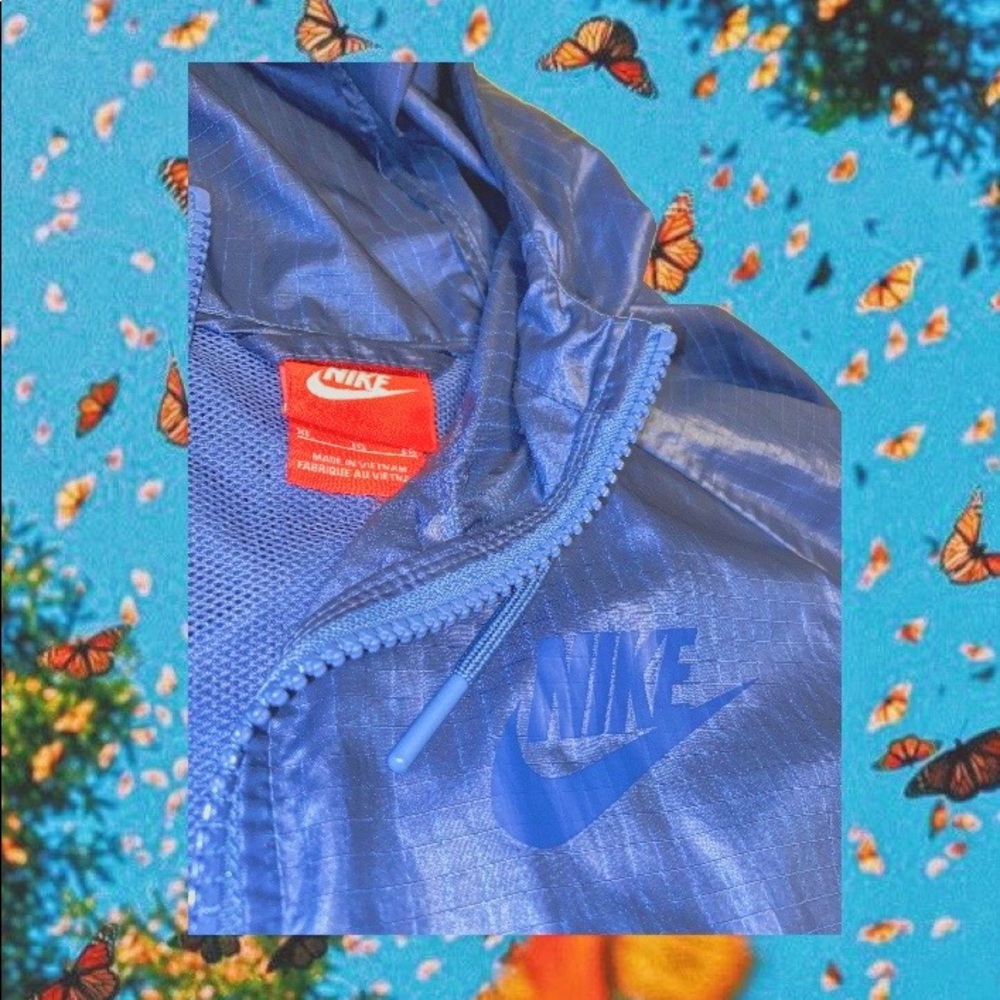 nike windbreaker